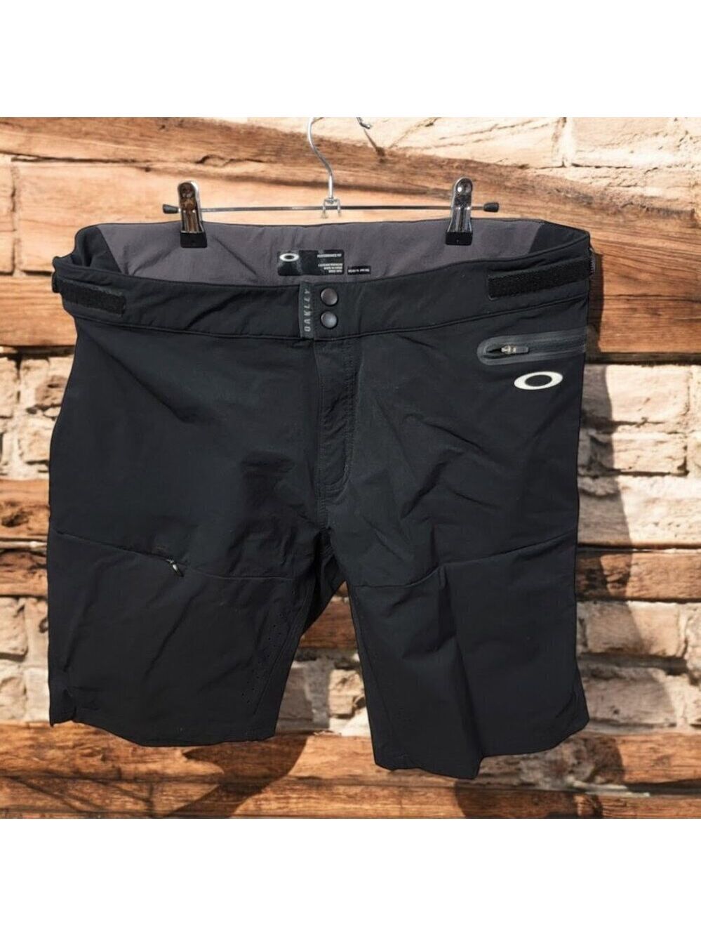 RARE - Vintage Gorpcore Oakley Cycling shorts pocket - Size XL - Great Condition